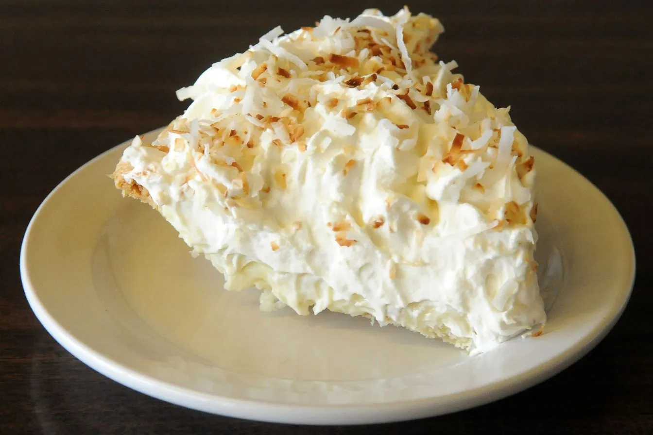 What is coconut cream pie made of?